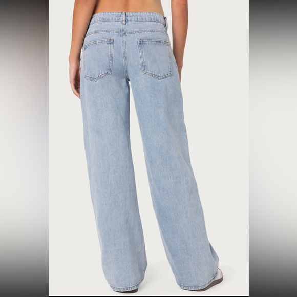 Edikted Raelynn Washed Low Rise Jeans - Picture 4 of 7